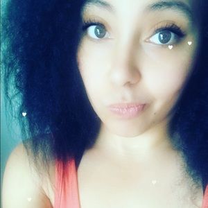 Meet your Posher, Mesha